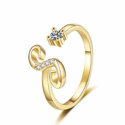 Anillo Lumévara™ de Corazón con Inicial – Personalizado y Elegante