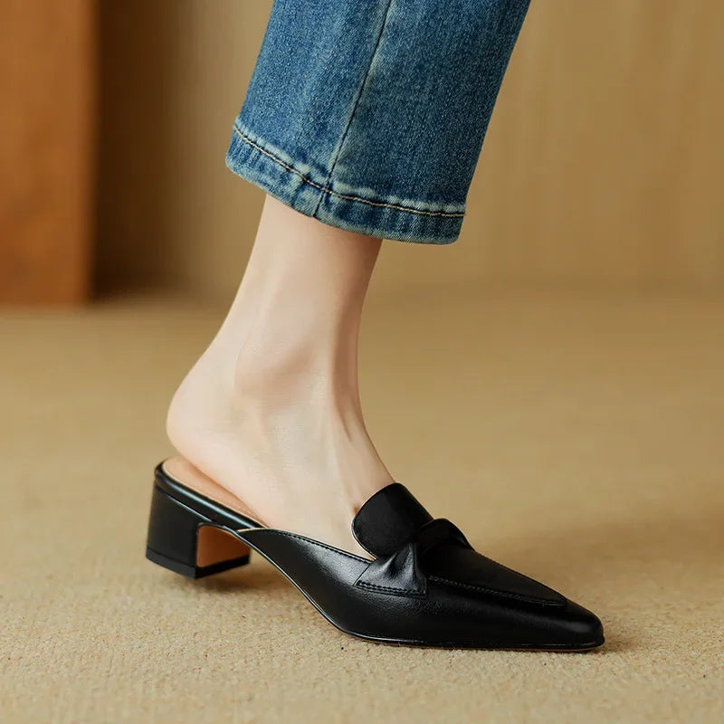 Marcella | Mules de Punta con Lazo