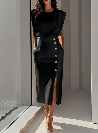 Vestido midi ajustado con botones dorados
