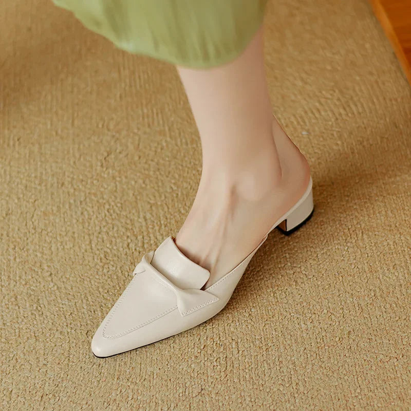 Marcella | Mules de Punta con Lazo