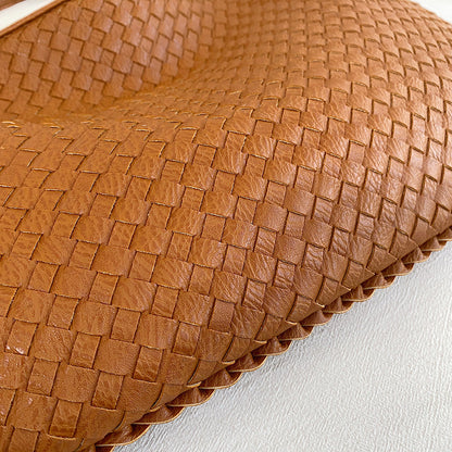 Iris – Bolso de Día Ligero y Amplio de Estilo Moderno