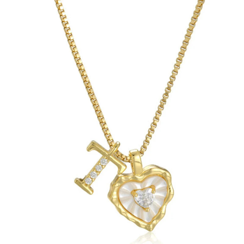Collar Zorélisse™ de Corazón con Inicial – Personalizado y Elegante