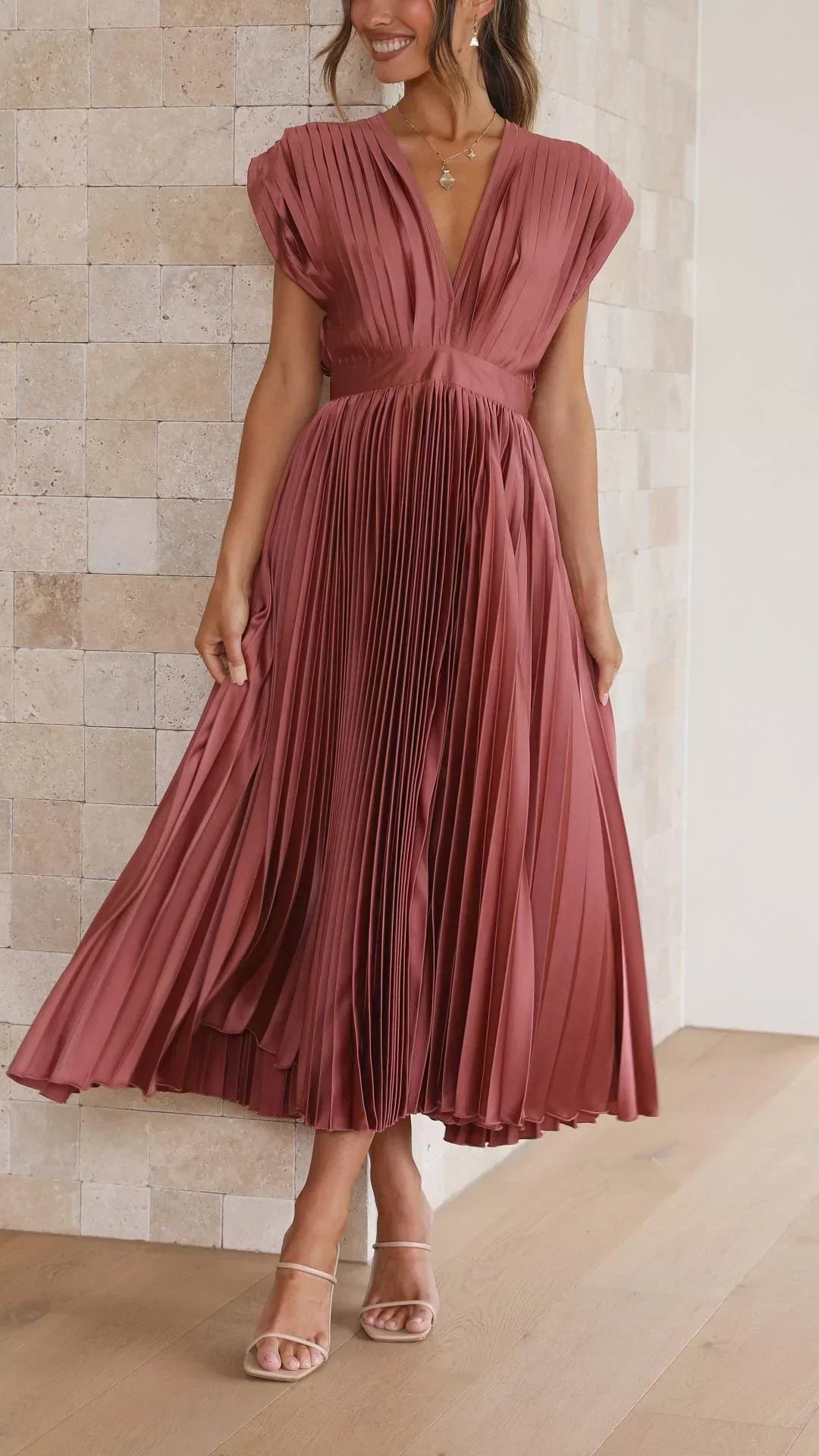 | Robe Élégante en Plis
