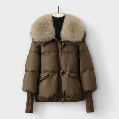 Abrigo con adornos de pelo