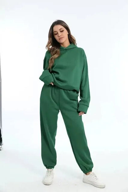 Isabella – Conjunto Sudadera con Capucha de Color Liso