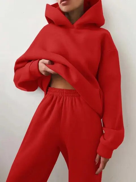 Isabella – Conjunto Sudadera con Capucha de Color Liso