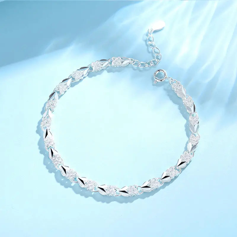 Pulsera delicada y luminosa para el día a día