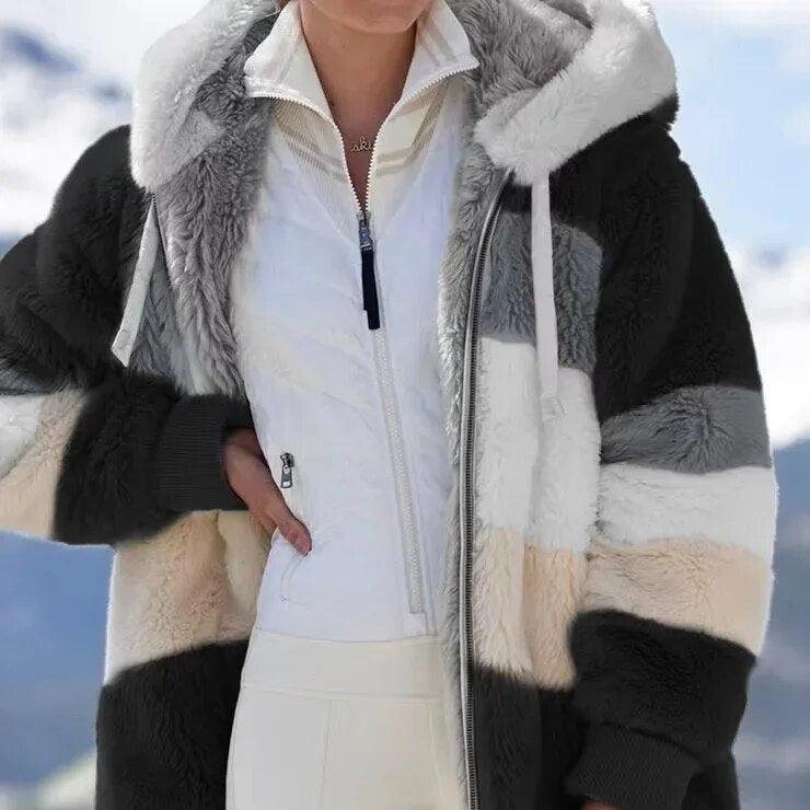 Chaqueta de invierno elegante y cálida con capucha
