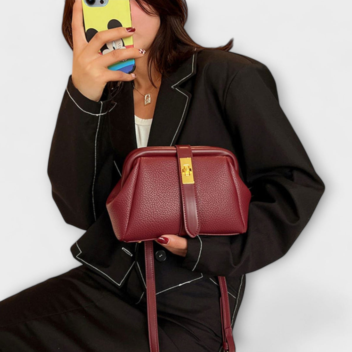Nyvara – Bolso retro con correa ajustable para el hombro