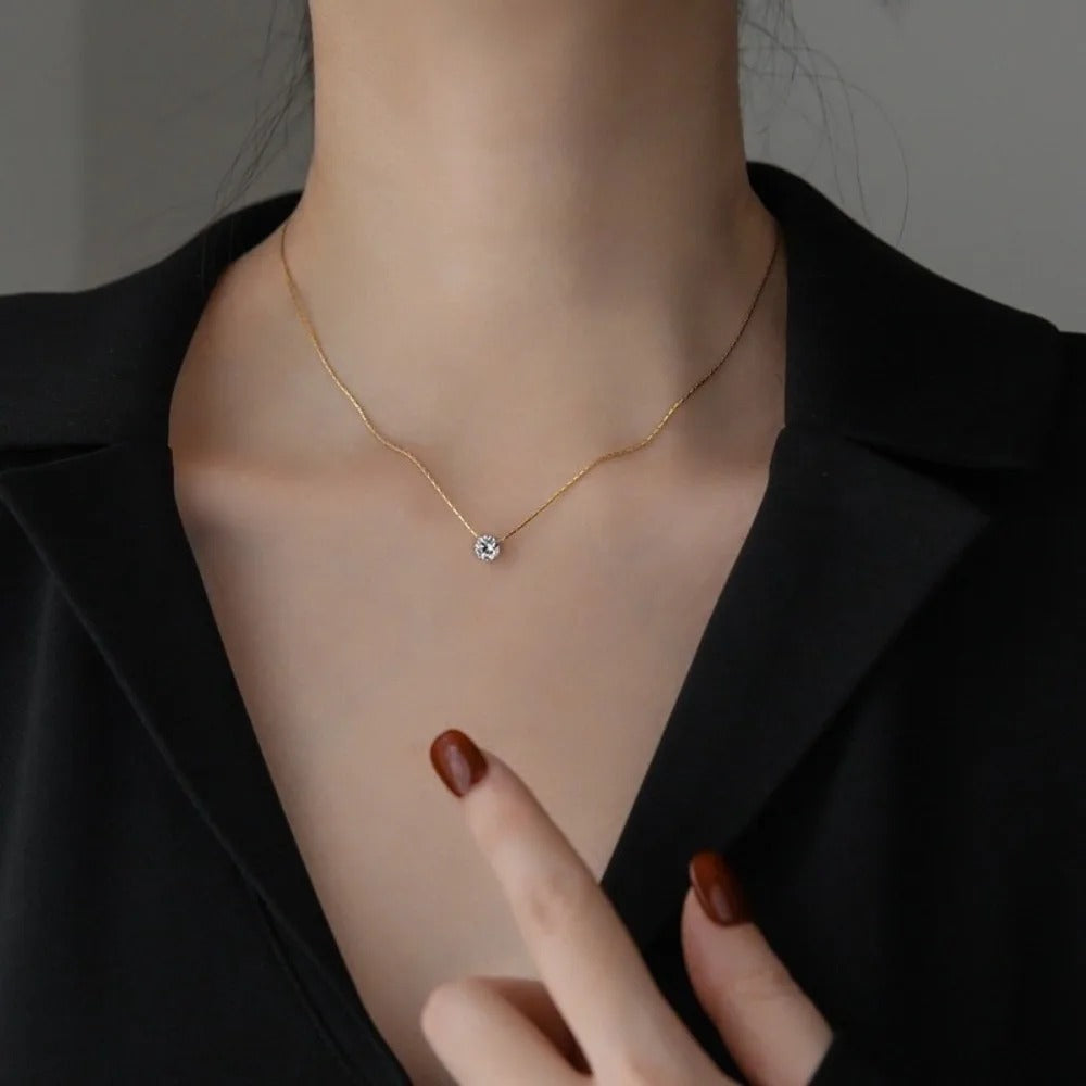 | COLLIER EN PIERRES DE MOISSANITE