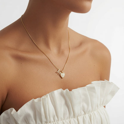 Élisara™ — Collar Corazón Personalizado Elegancia Eterna