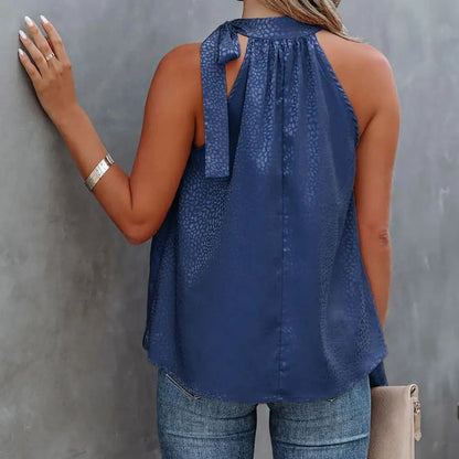 Nives – Top Halter de Estilo Versátil y con Clase