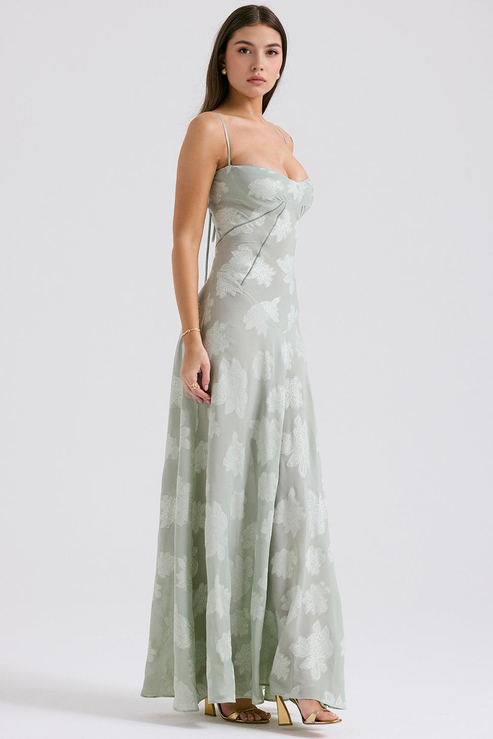 | Robe Élégante Eva