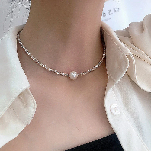 | COLLIER ÉLÉGANT AVEC PERLES