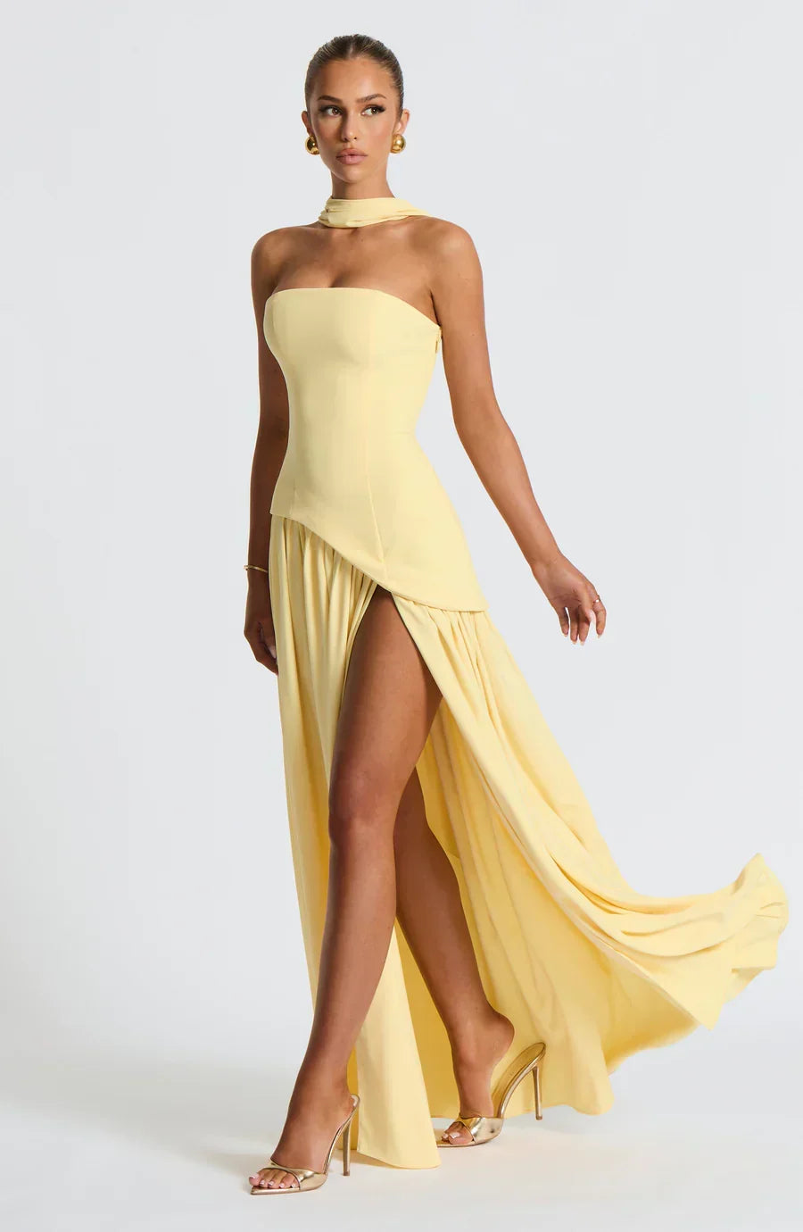 | Robe Élégante Claire