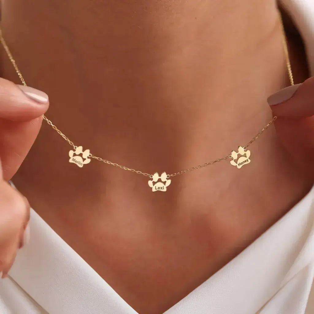 Collar de Nombre con Huellas Personalizado – Huellas Separadas