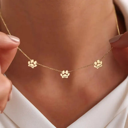 Collar de Nombre con Huellas Personalizado – Huellas Separadas