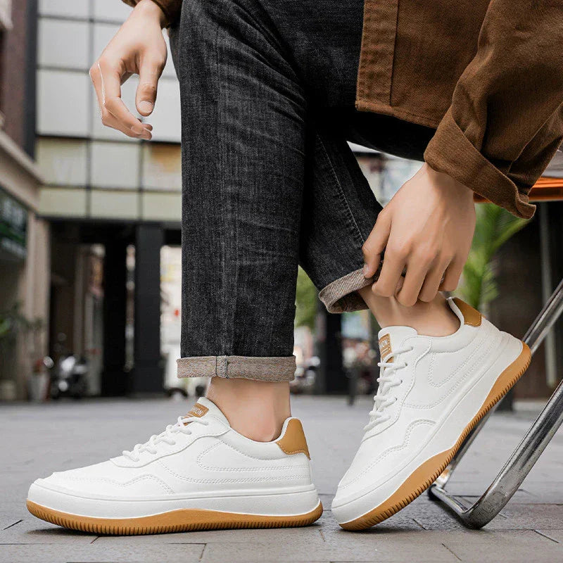 | BASKETS EN CUIR VÉRITABLE