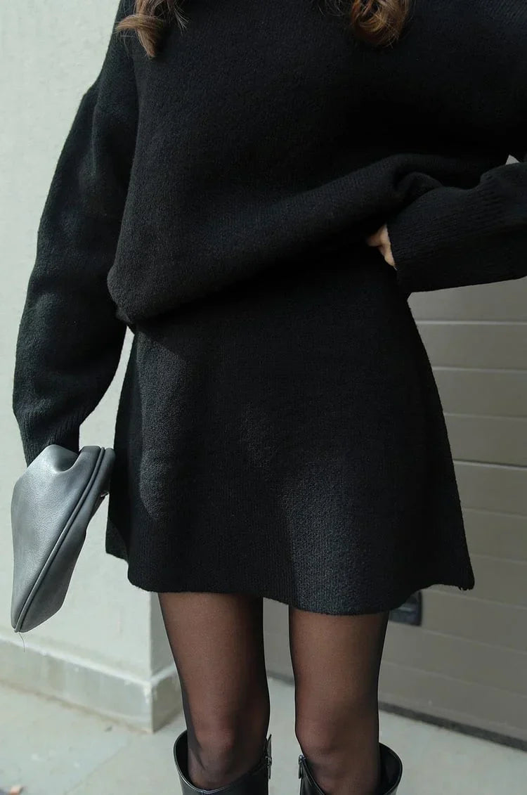 Conjunto de punto: jersey y falda